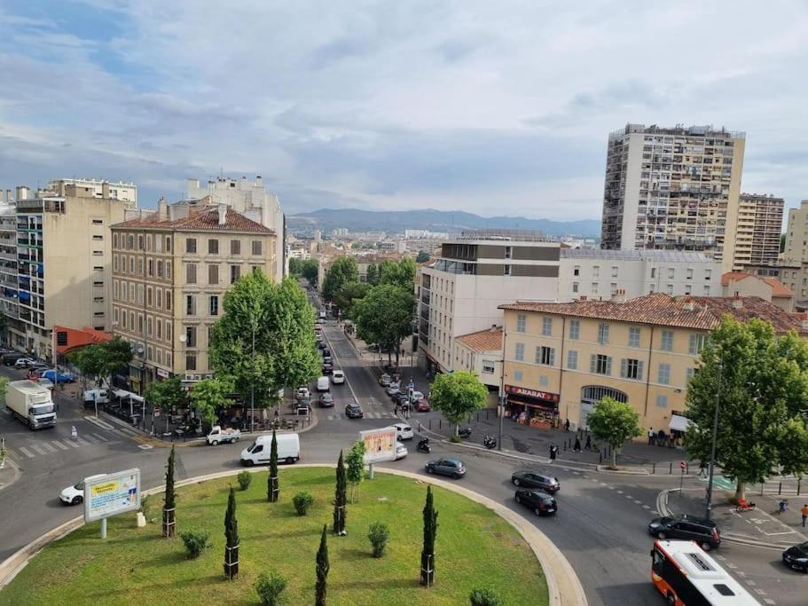 Vue Mer Et Et Notre Dame Centre Ville Avec Balcon Et Parking 马赛 外观 照片